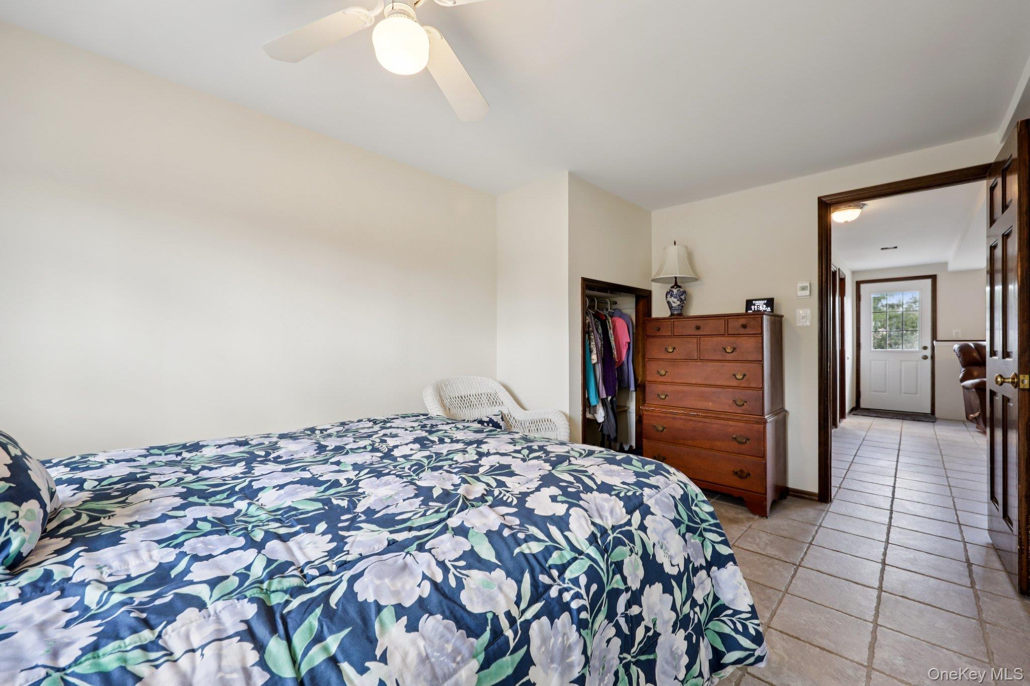 2859 Saw Mill Road Wantagh, NY 11793 - Photo 25 of 39