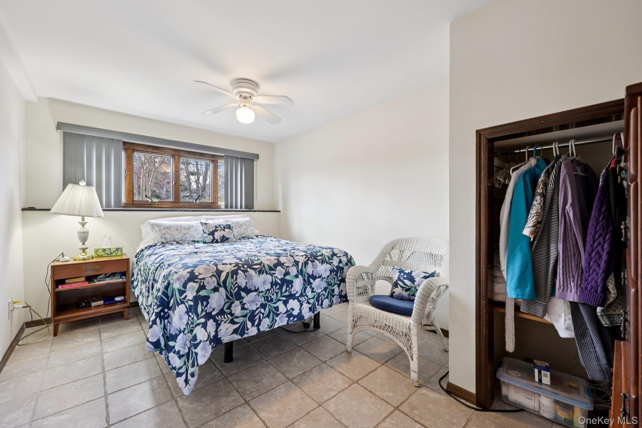 2859 Saw Mill Road Wantagh, NY 11793 - Photo 26 of 39