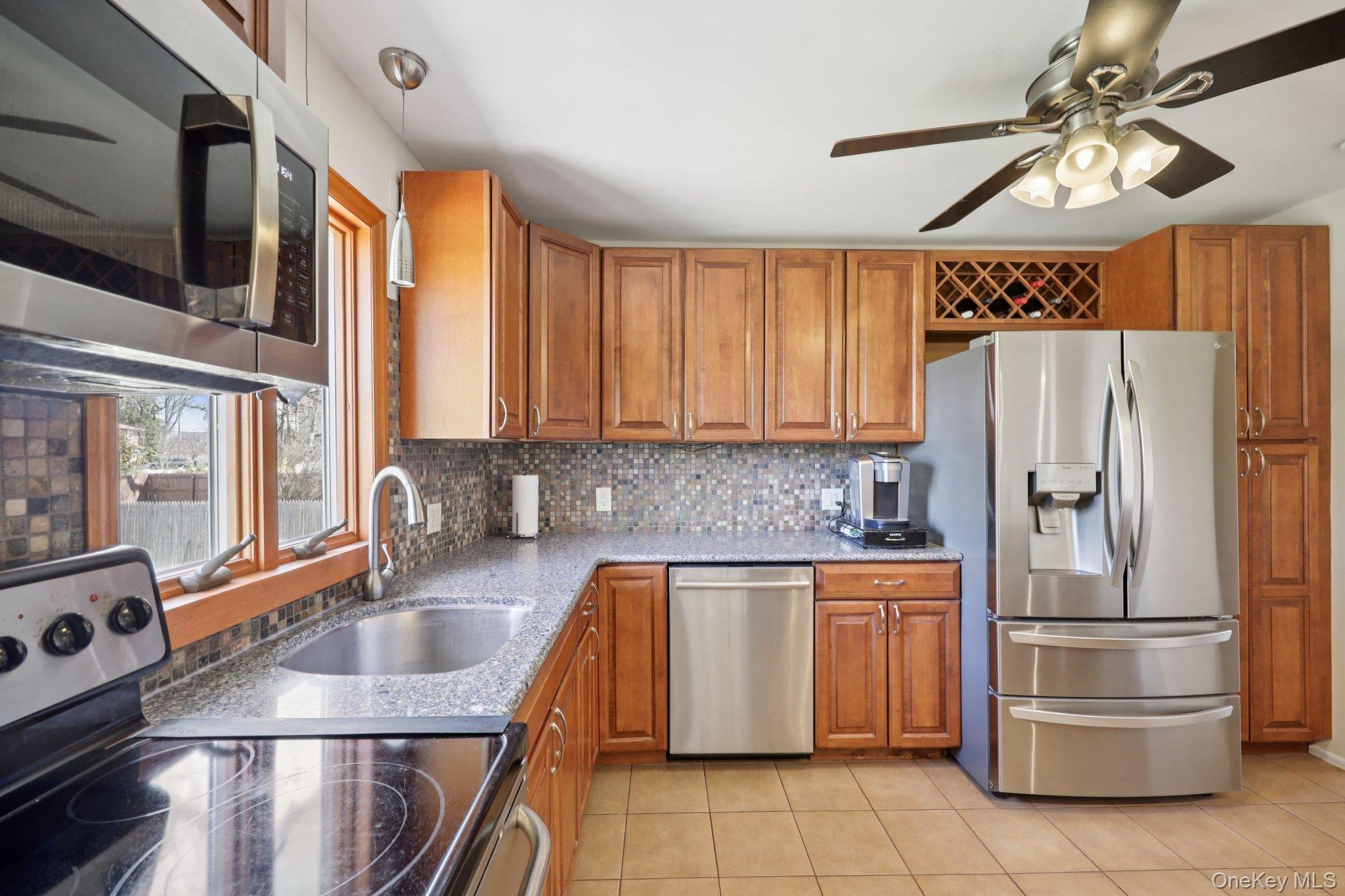 2859 Saw Mill Road Wantagh, NY 11793 - Photo 6 of 39