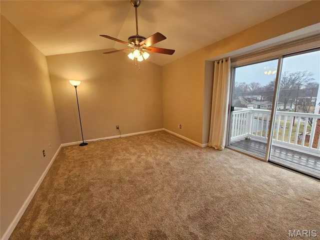 $1,750 | 317 Clayton Crossing Drive, Unit C, Ellisville, MO 63011