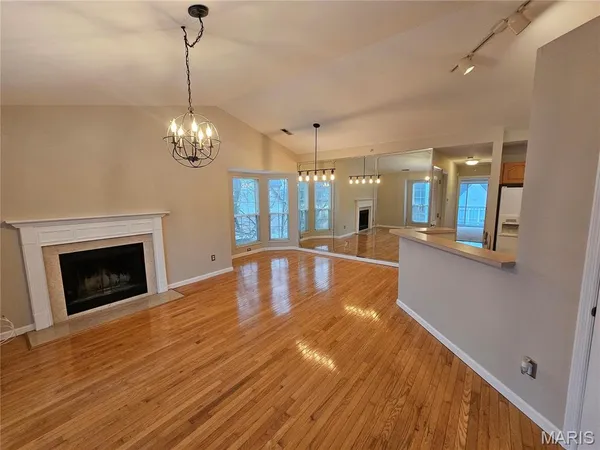 $1,750 | 317 Clayton Crossing Drive, Unit C, Ellisville, MO 63011