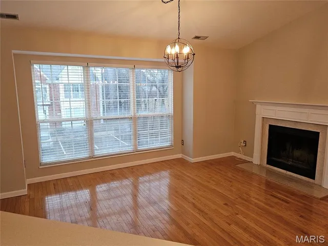 $1,750 | 317 Clayton Crossing Drive, Unit C, Ellisville, MO 63011