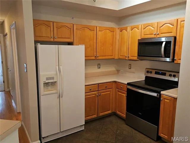 $1,750 | 317 Clayton Crossing Drive, Unit C, Ellisville, MO 63011