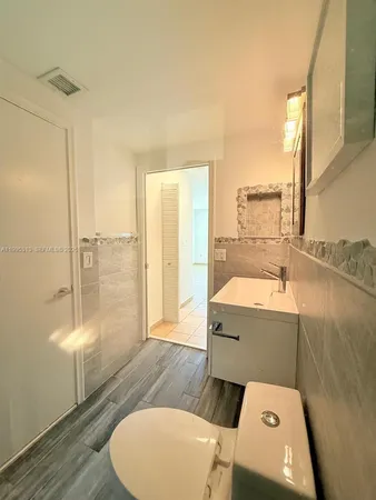 $1,845 | 7820 Camino Real, Unit J104, Miami, FL 33143