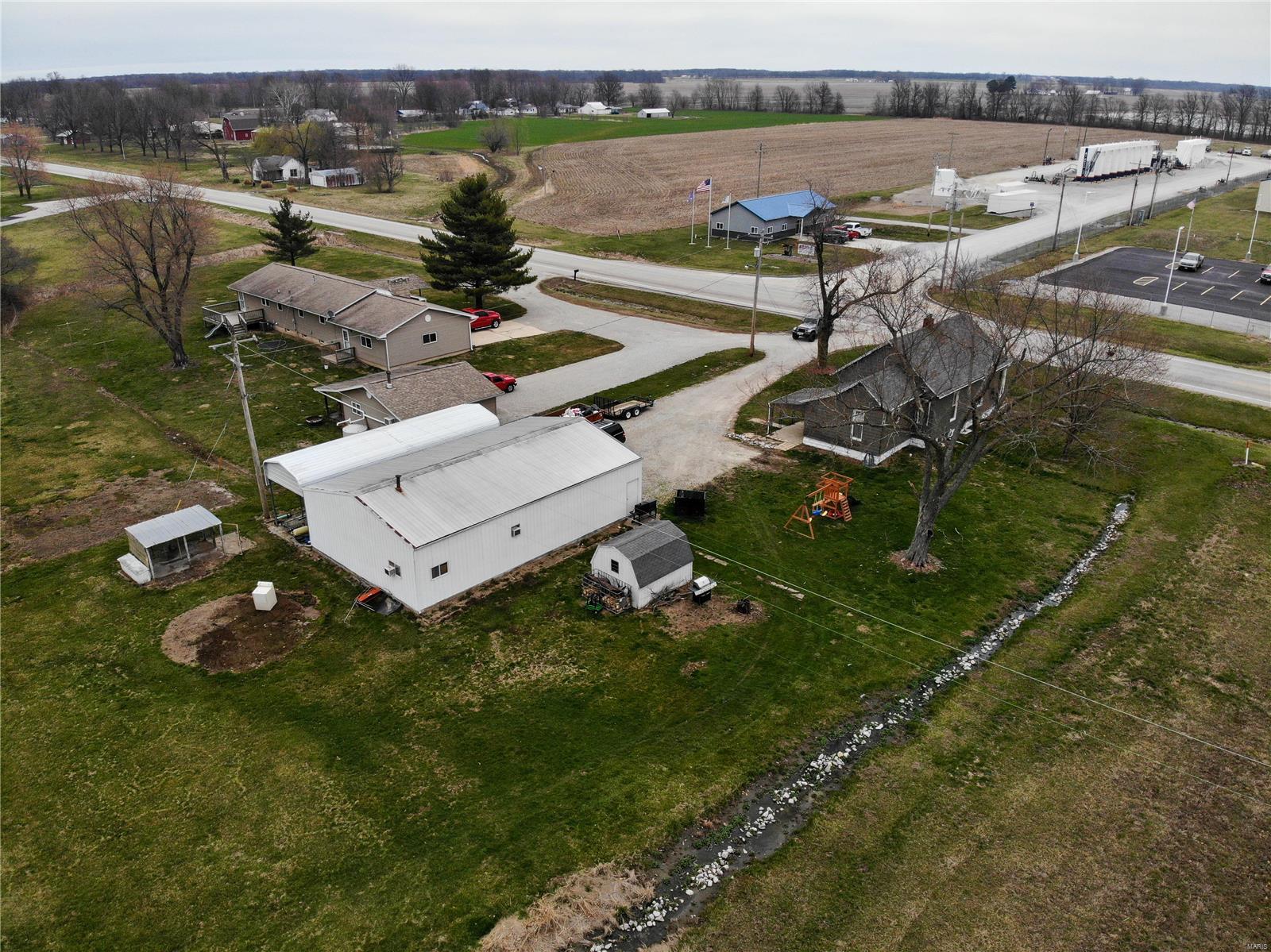 401 South A Street Vernon, IL 62892 - Photo 13 of 30