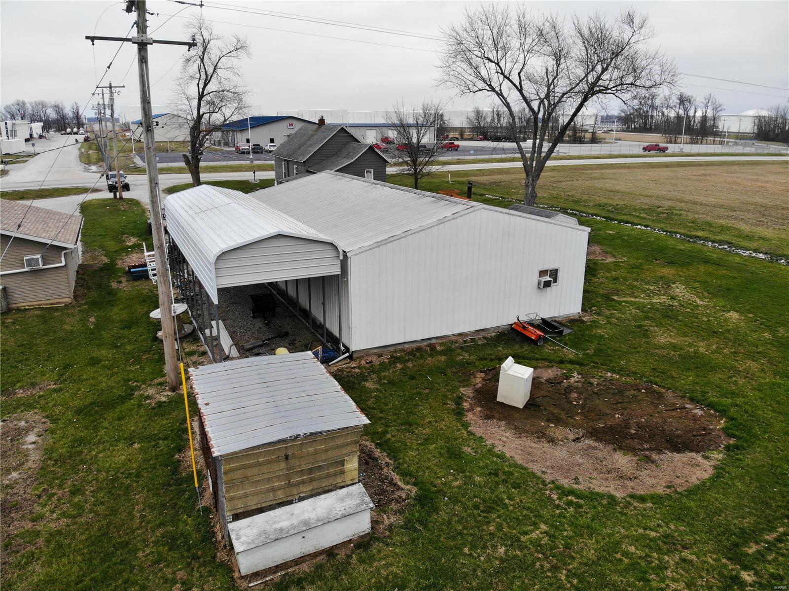 401 South A Street Vernon, IL 62892 - Photo 15 of 30