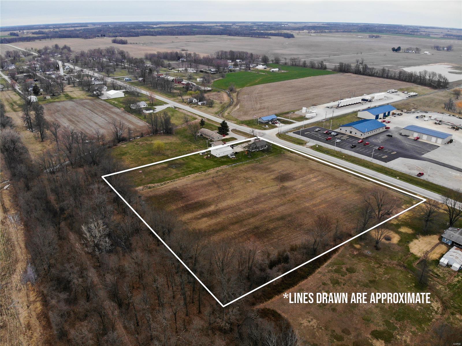 401 South A Street Vernon, IL 62892 - Photo 4 of 30