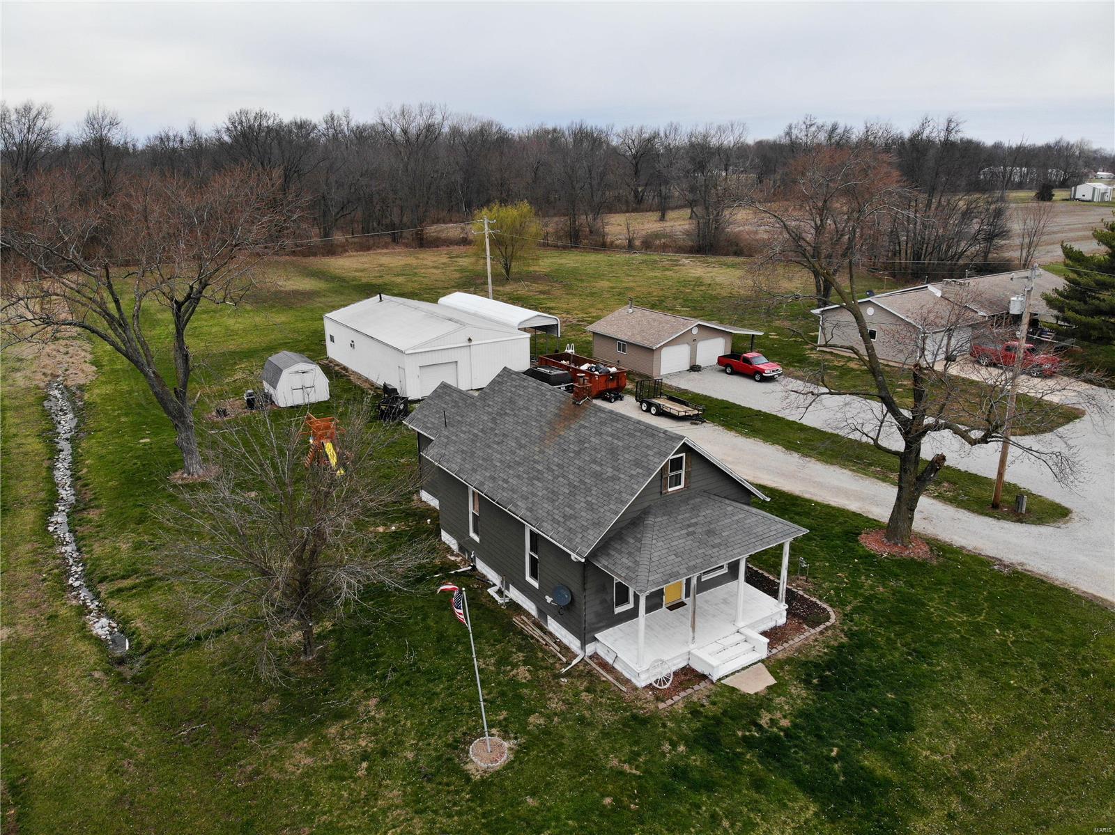 401 South A Street Vernon, IL 62892 - Photo 5 of 30