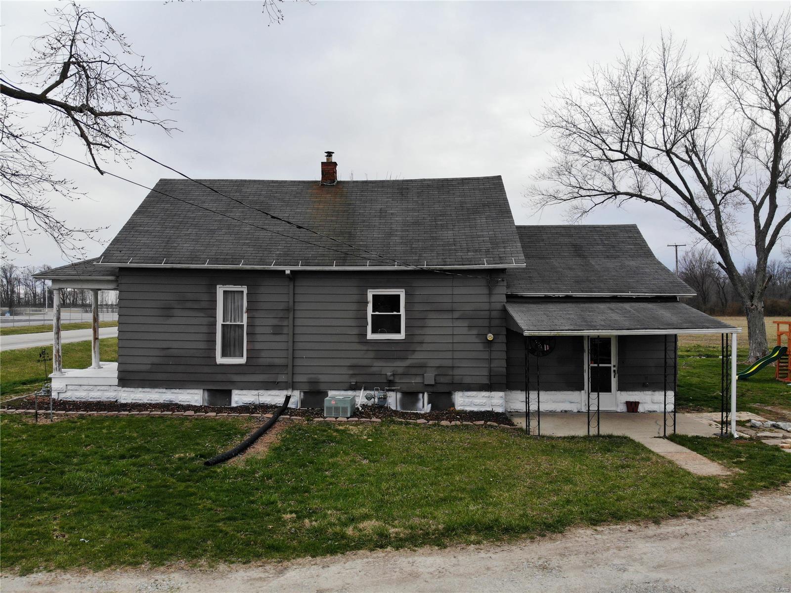 401 South A Street Vernon, IL 62892 - Photo 9 of 30