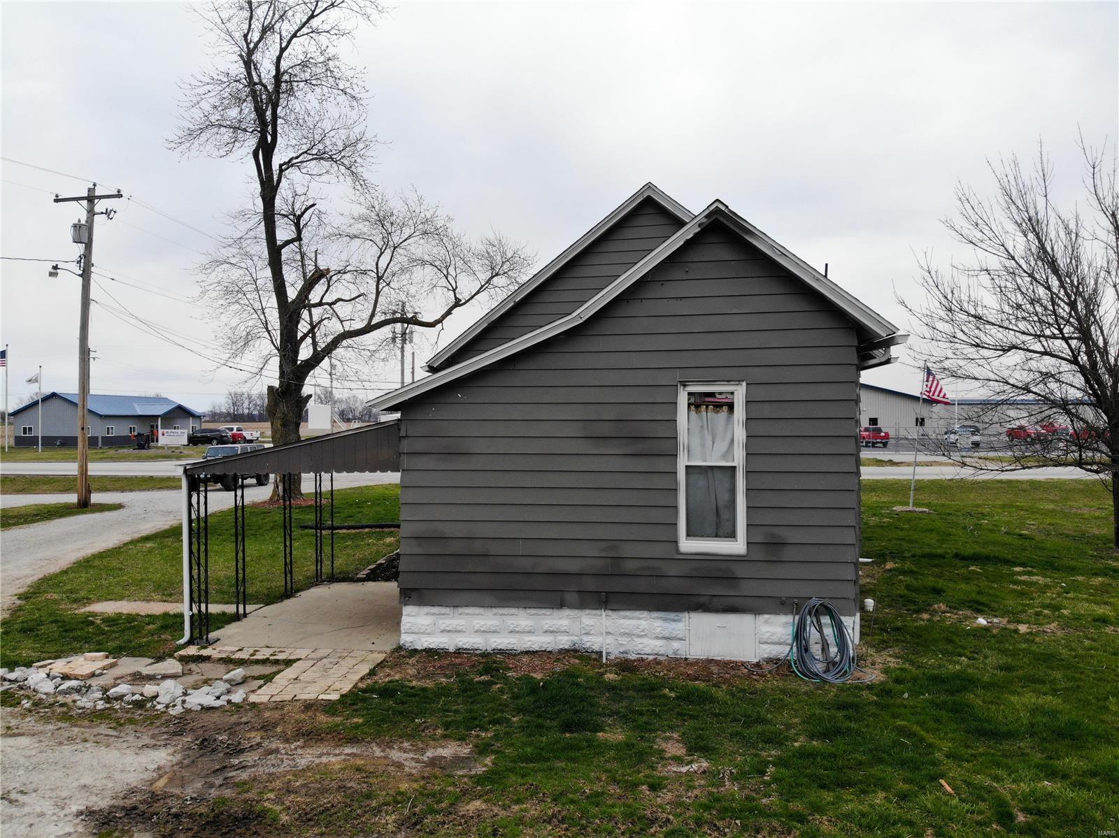 401 South A Street Vernon, IL 62892 - Photo 10 of 30