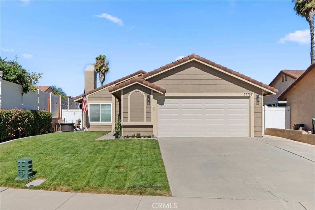 37752 Cresta Del Reyo Murrieta, CA 92563 - Photo 8 of 51