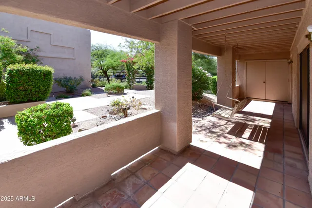 a view of a back yard of the house