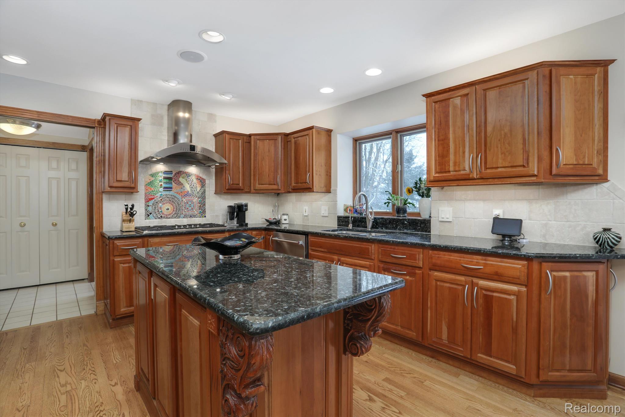 4545 Valley View Rochester, MI 48306 - Photo 18 of 57 Gallery Image 18