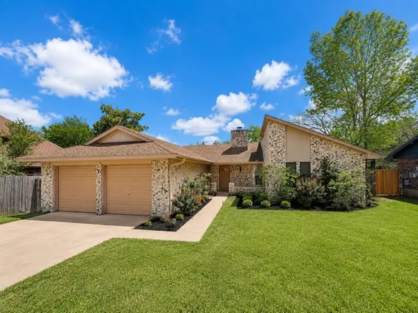 $575,000 | 7205 Beckett Road, Austin, TX 78749