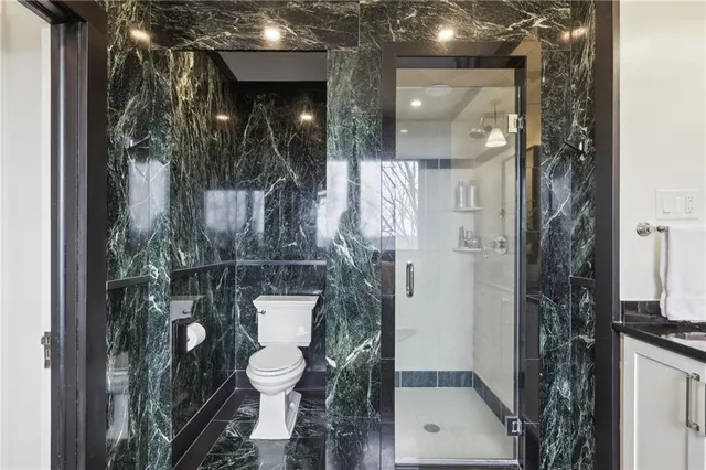 $2,050,000 | 918 West Waldheim Road, Pittsburgh, PA 15215