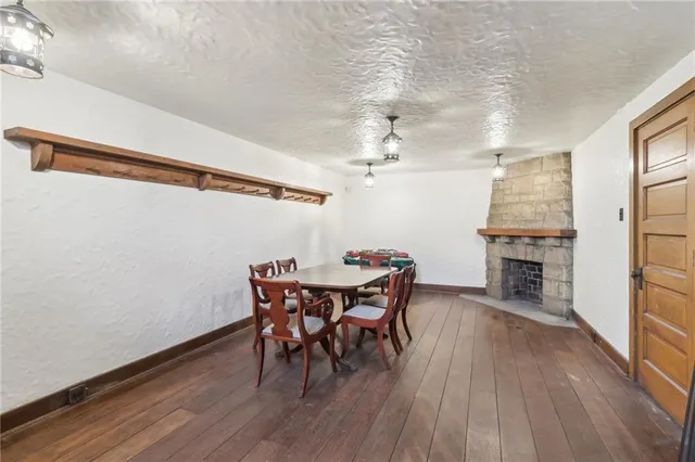 $2,050,000 | 918 West Waldheim Road, Pittsburgh, PA 15215