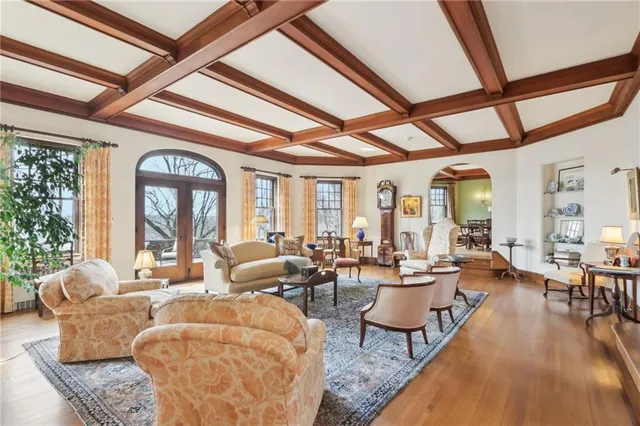 $2,050,000 | 918 West Waldheim Road, Pittsburgh, PA 15215