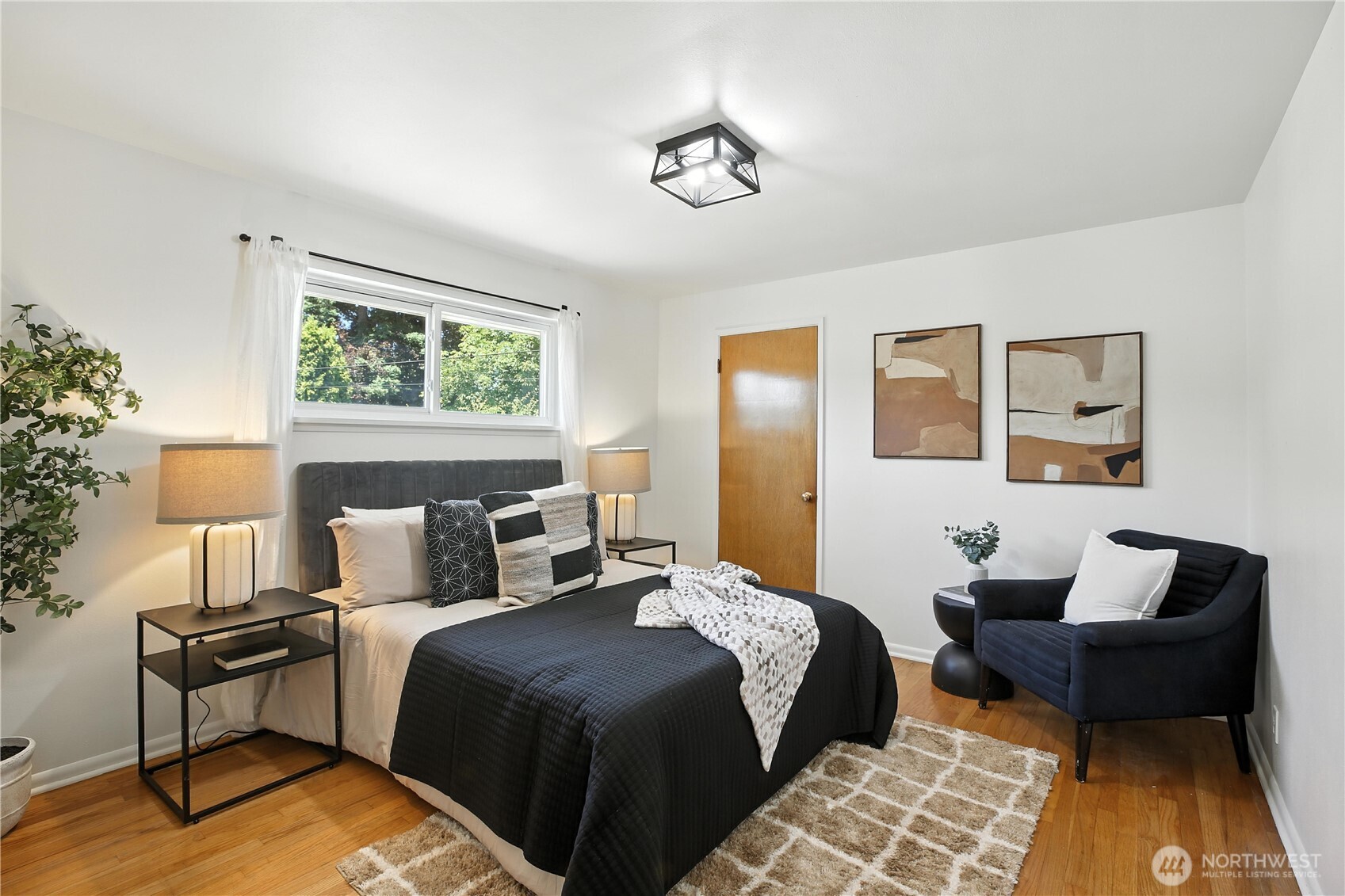 8457 Renton Avenue South Seattle, WA 98118 - Photo 13 of 35 Gallery Image 13
