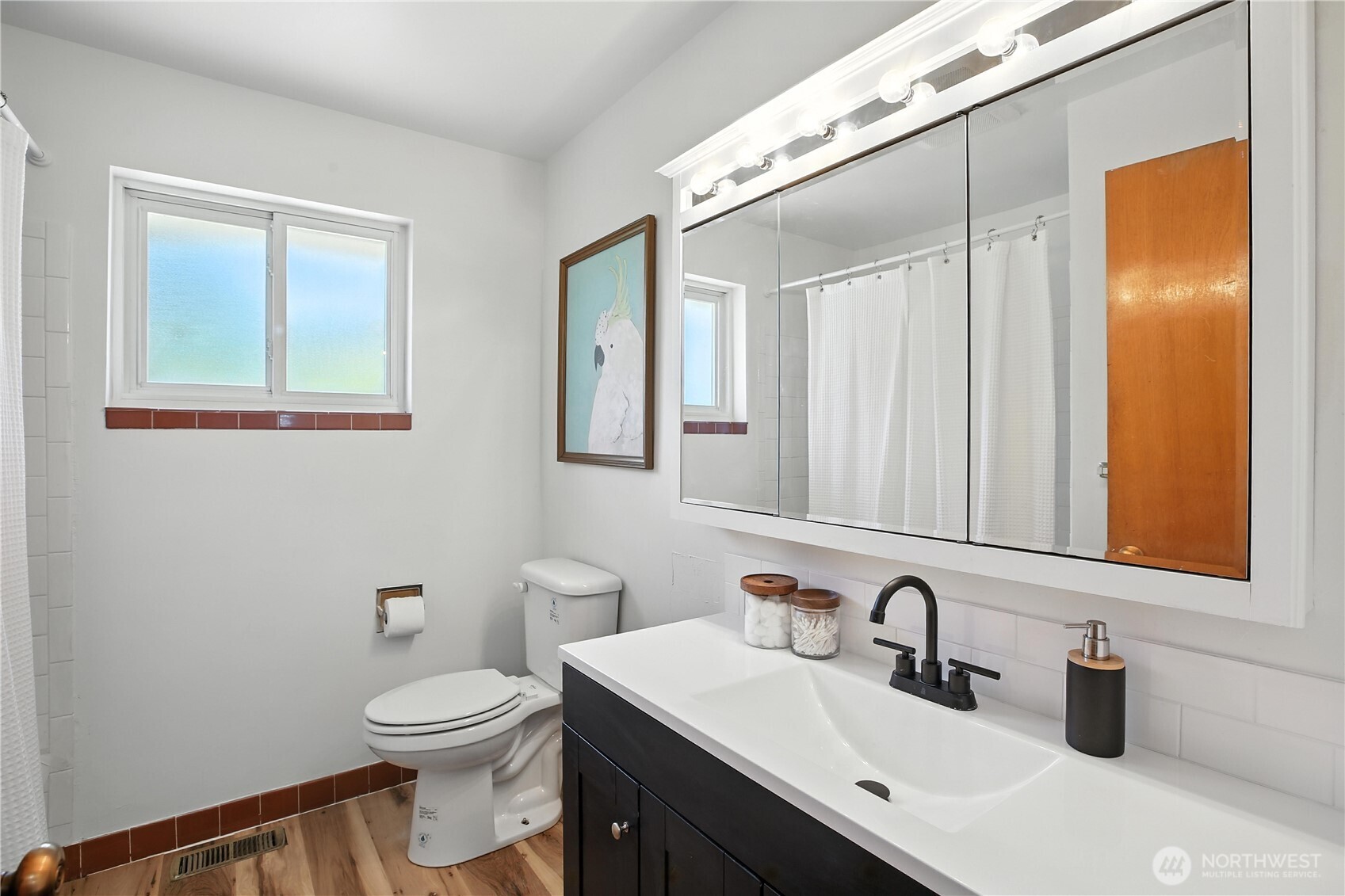 8457 Renton Avenue South Seattle, WA 98118 - Photo 15 of 35 Gallery Image 15