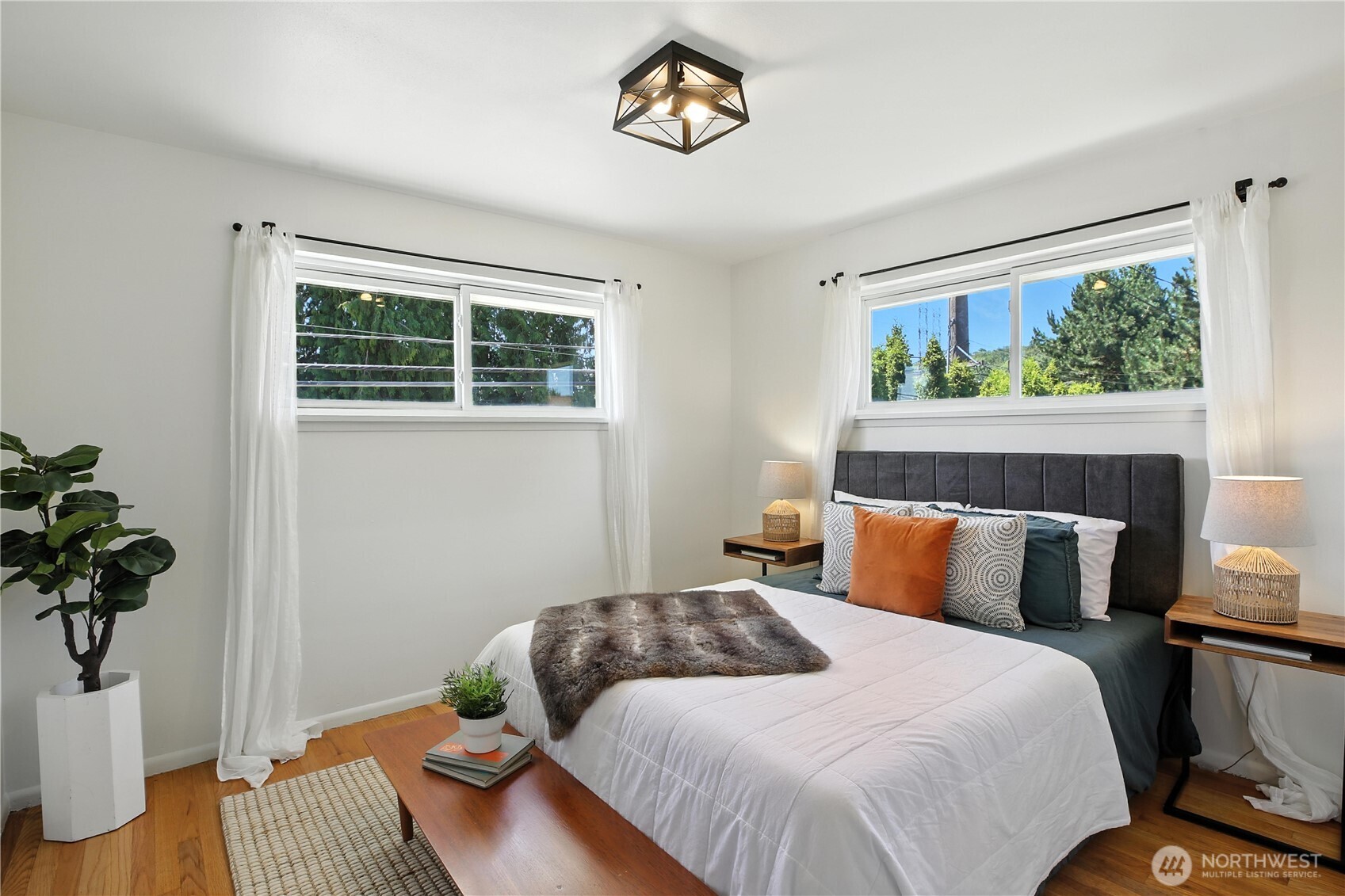 8457 Renton Avenue South Seattle, WA 98118 - Photo 16 of 35 Gallery Image 16