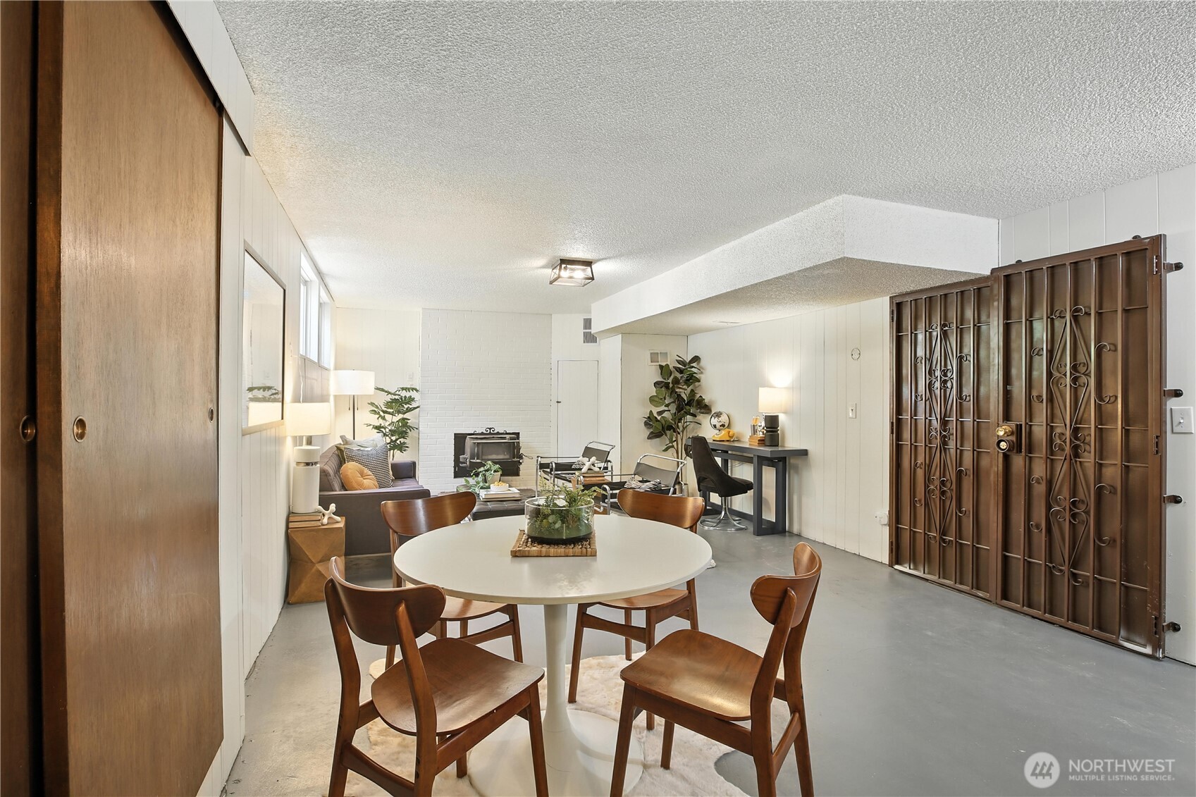 8457 Renton Avenue South Seattle, WA 98118 - Photo 20 of 35 Gallery Image 20