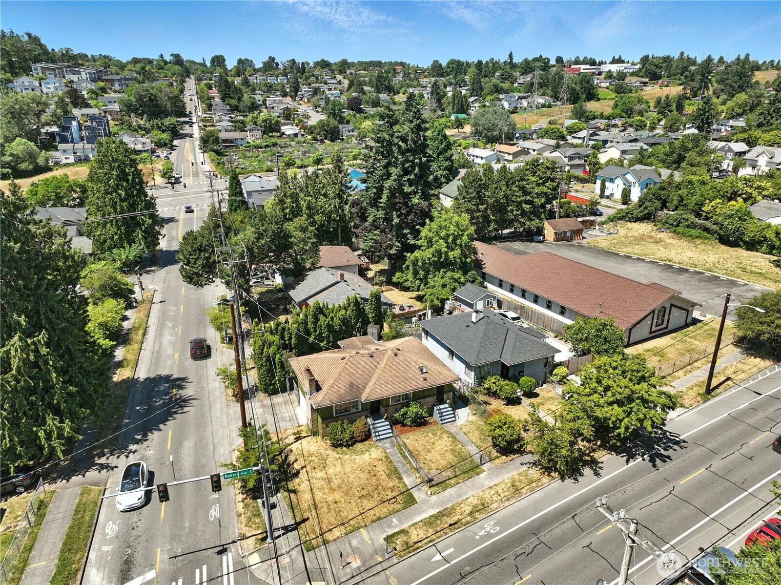 8457 Renton Avenue South Seattle, WA 98118 - Photo 34 of 35 Gallery Image 34