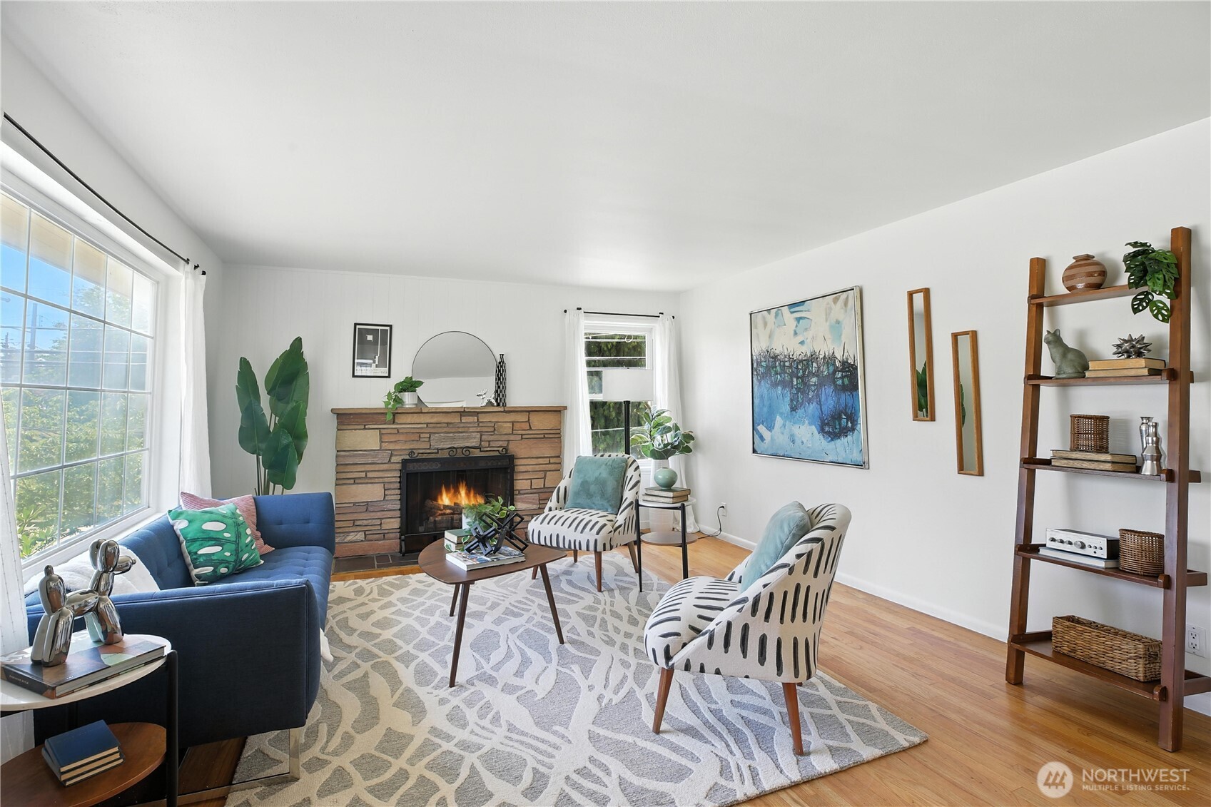 8457 Renton Avenue South Seattle, WA 98118 - Photo 6 of 35 Gallery Image 6