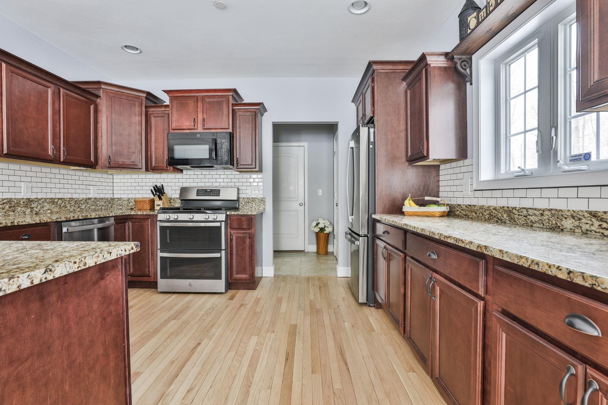 72 Jenkins Farm Road Chester, NH 03036 - Photo 12 of 53