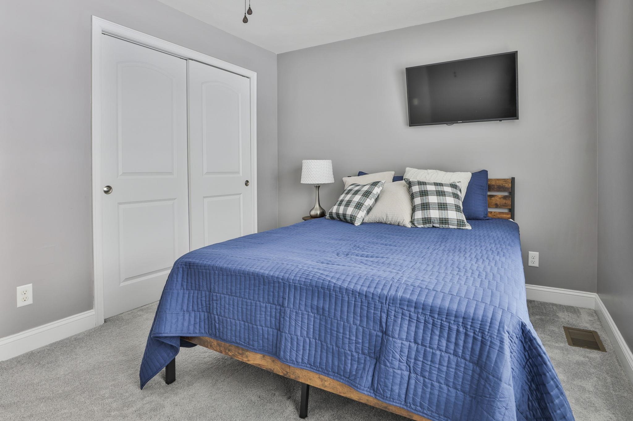 72 Jenkins Farm Road Chester, NH 03036 - Photo 27 of 53