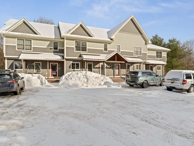 $795,000 | 53 Amber Way, Unit B3, Warren, VT 05674