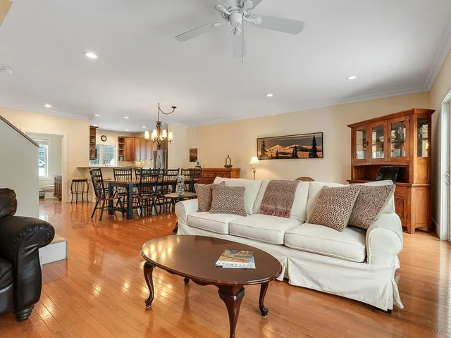 $795,000 | 53 Amber Way, Unit B3, Warren, VT 05674