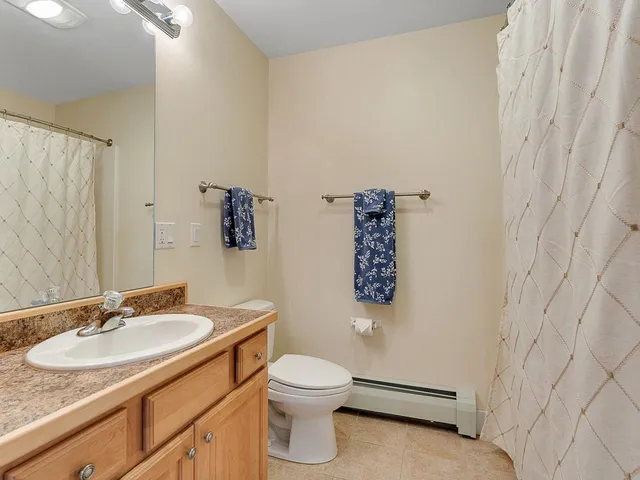 $795,000 | 53 Amber Way, Unit B3, Warren, VT 05674