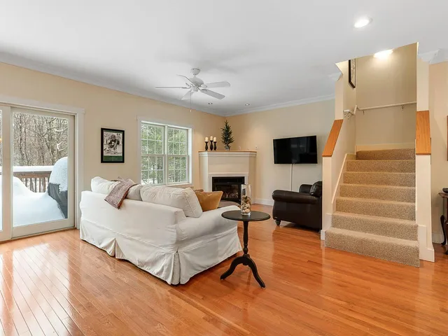 $795,000 | 53 Amber Way, Unit B3, Warren, VT 05674