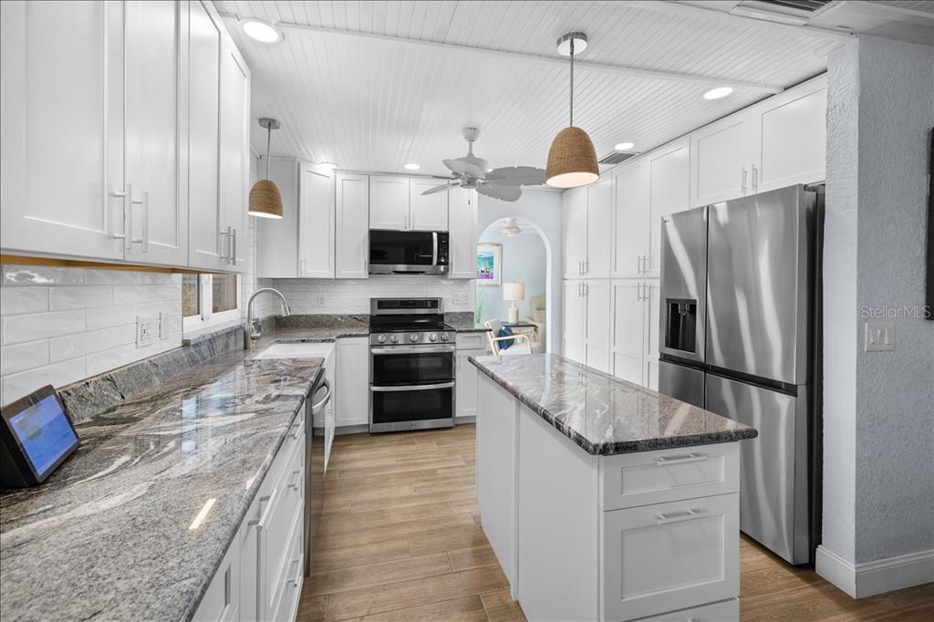 4208 Des Prez Court Hernando Beach, FL 34607 - Photo 12 of 41
