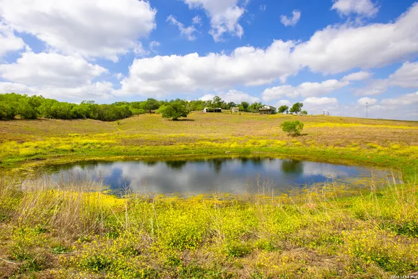 $950,000 | 12017 Farm To Market 20, Kingsbury, TX 78638