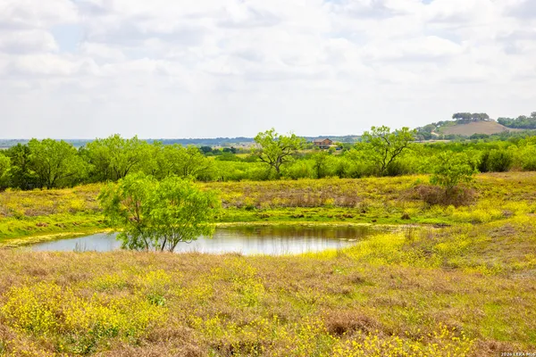 $950,000 | 12017 Farm To Market 20, Kingsbury, TX 78638