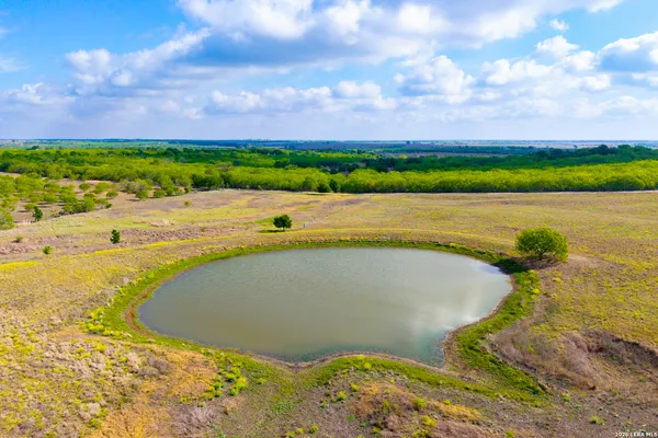 $950,000 | 12017 Farm To Market 20, Kingsbury, TX 78638