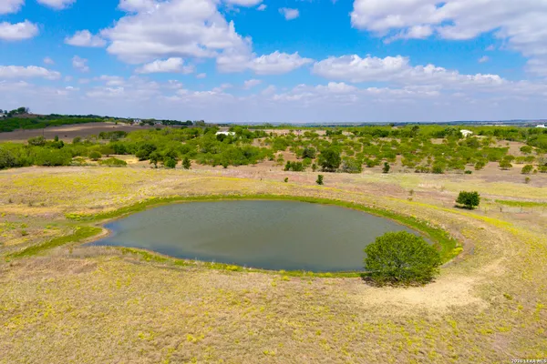 $950,000 | 12017 Farm To Market 20, Kingsbury, TX 78638