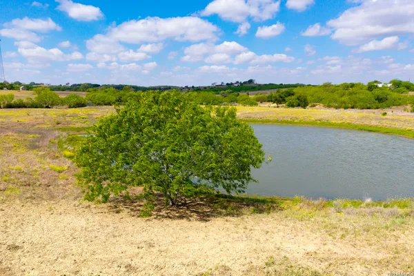 $950,000 | 12017 Farm To Market 20, Kingsbury, TX 78638