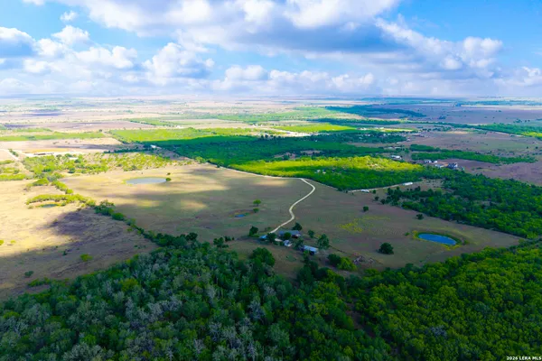 $950,000 | 12017 Farm To Market 20, Kingsbury, TX 78638