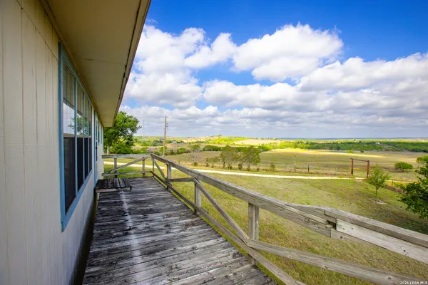 $950,000 | 12017 Farm To Market 20, Kingsbury, TX 78638