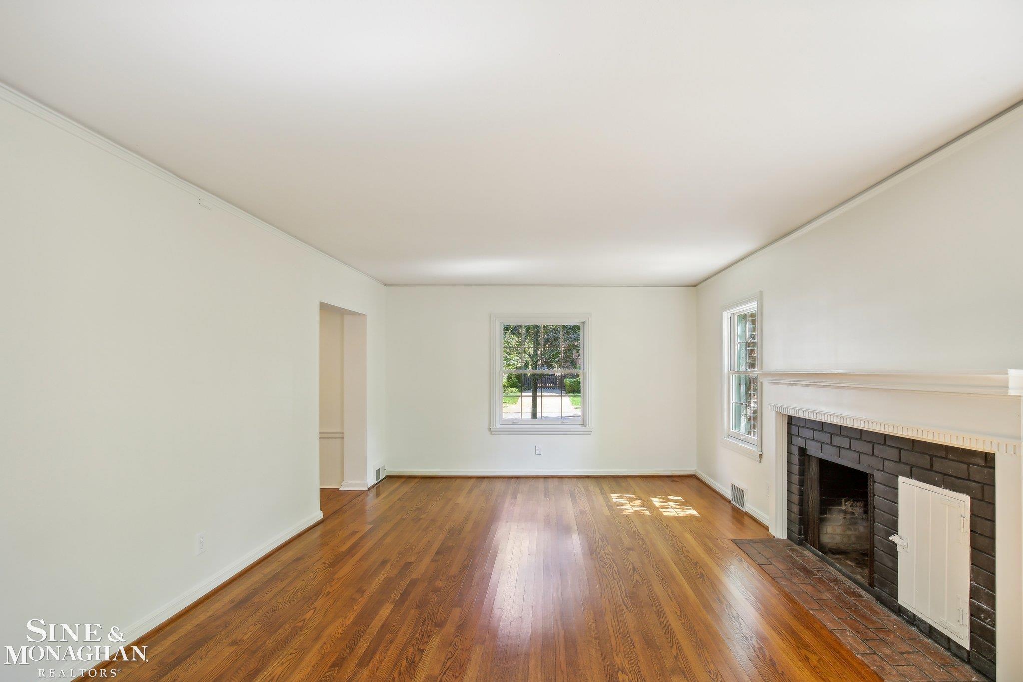 61 Muskoka Road Grosse Pointe Farms, MI 48236 - Photo 6 of 45