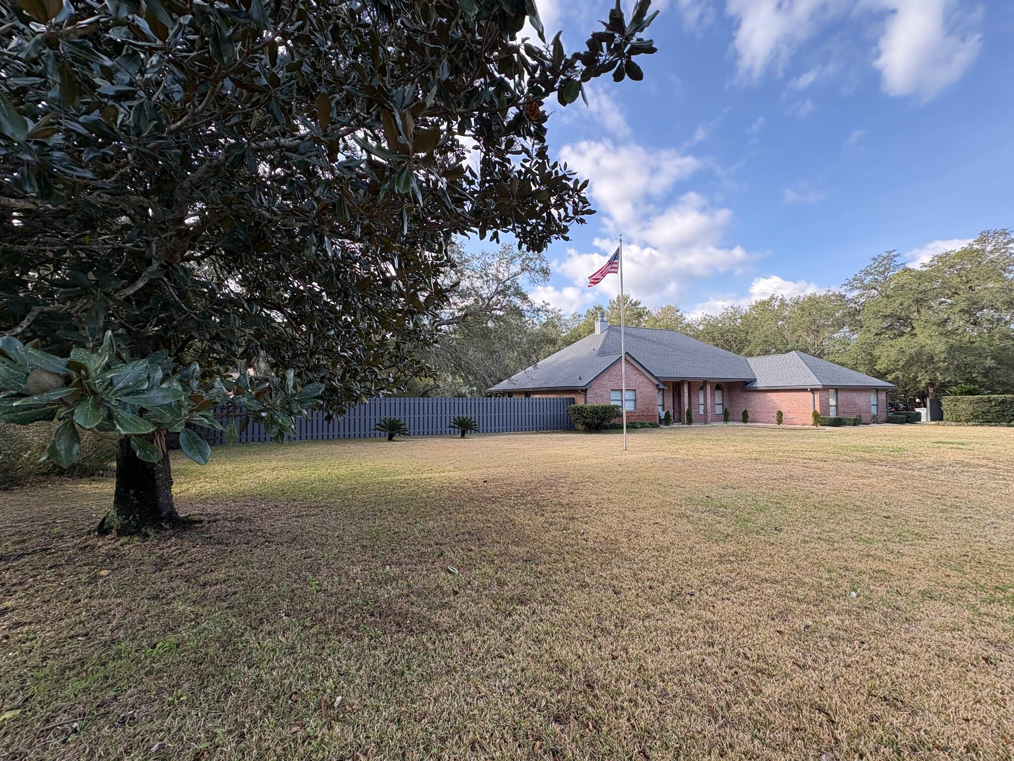 6965 Summit Drive Navarre, FL 32566 - Photo 1 of 25 Exterior