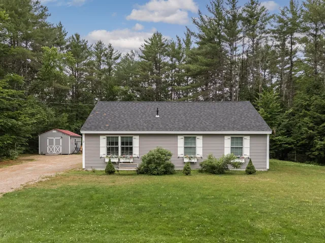 $419,900 | 2 Jameson Drive, Bridgton, ME 04009