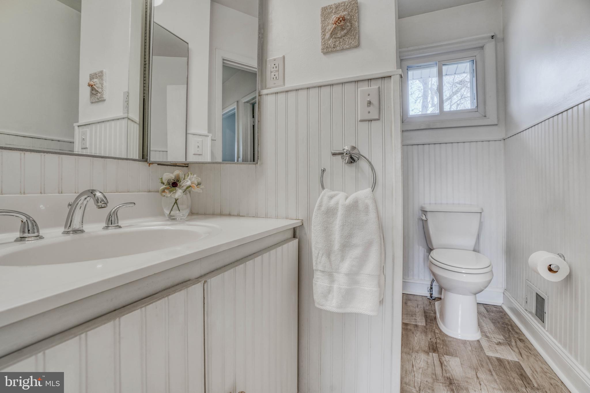 9113 Orbitan Road Baltimore, MD 21234 - Photo 20 of 36 Full Bathroom