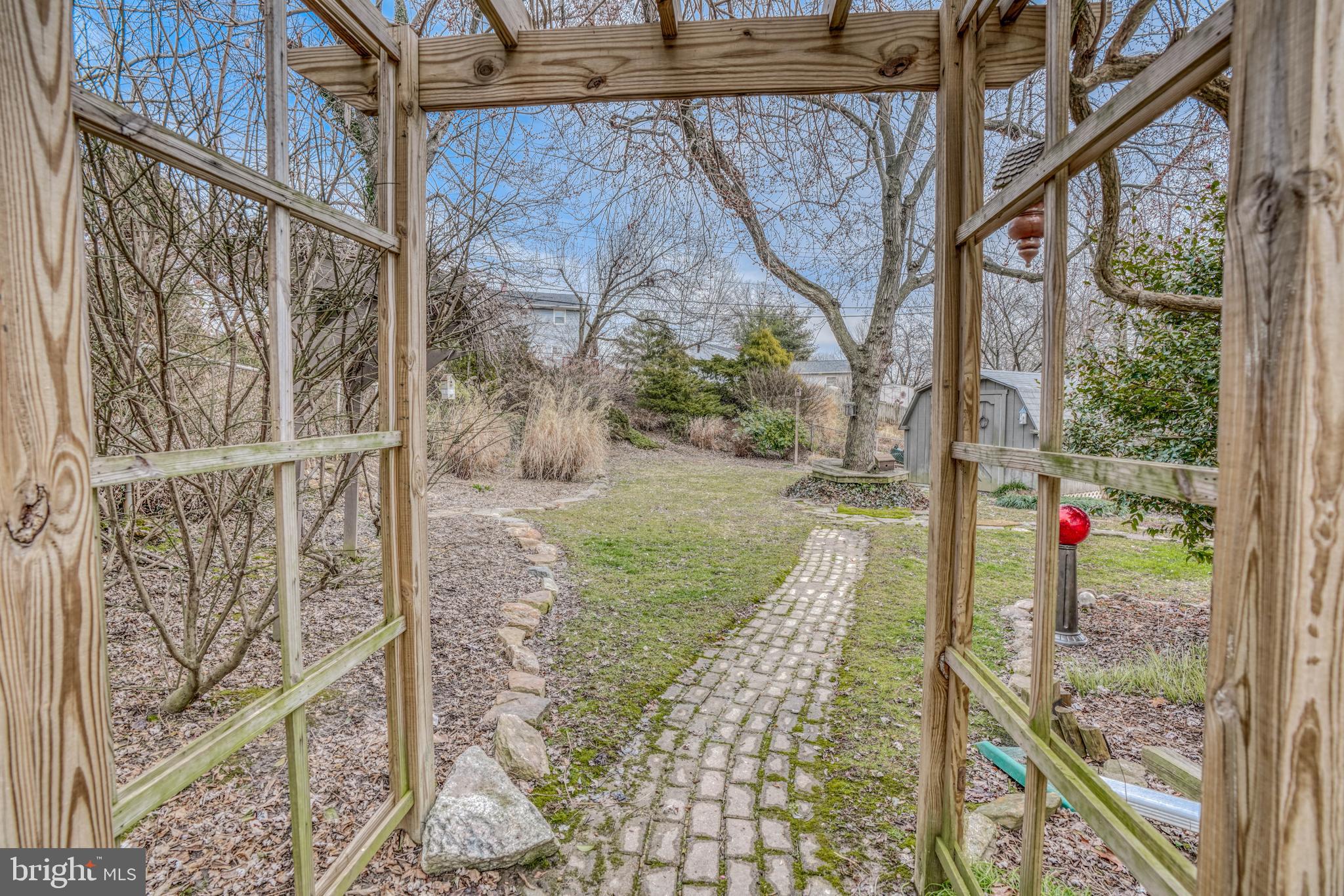 9113 Orbitan Road Baltimore, MD 21234 - Photo 32 of 36 Charming Backyard
