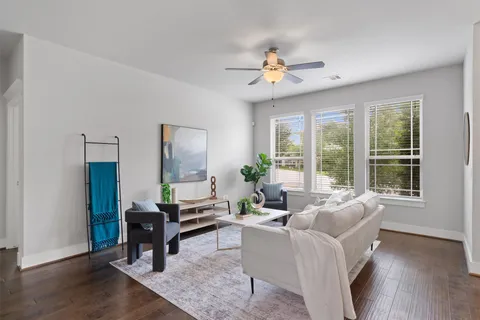 $429,999 | 10625 Wills Loop, Austin, TX 78717