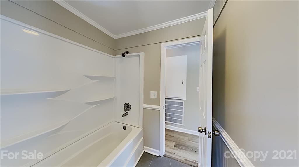 156 Randolph Road Dallas, NC 28034 - Photo 17 of 20 Gallery Image 17