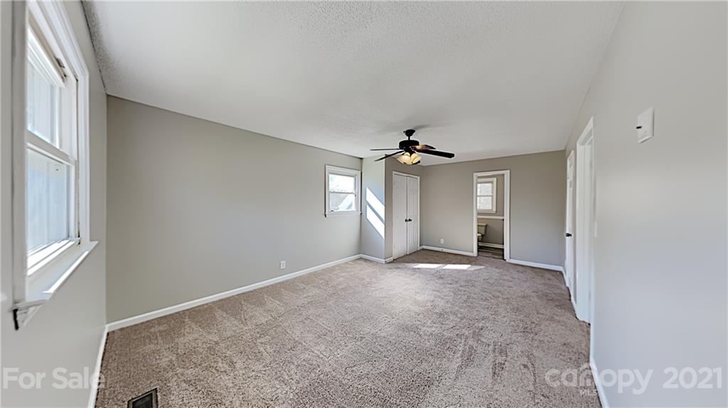 156 Randolph Road Dallas, NC 28034 - Photo 6 of 20 Gallery Image 6