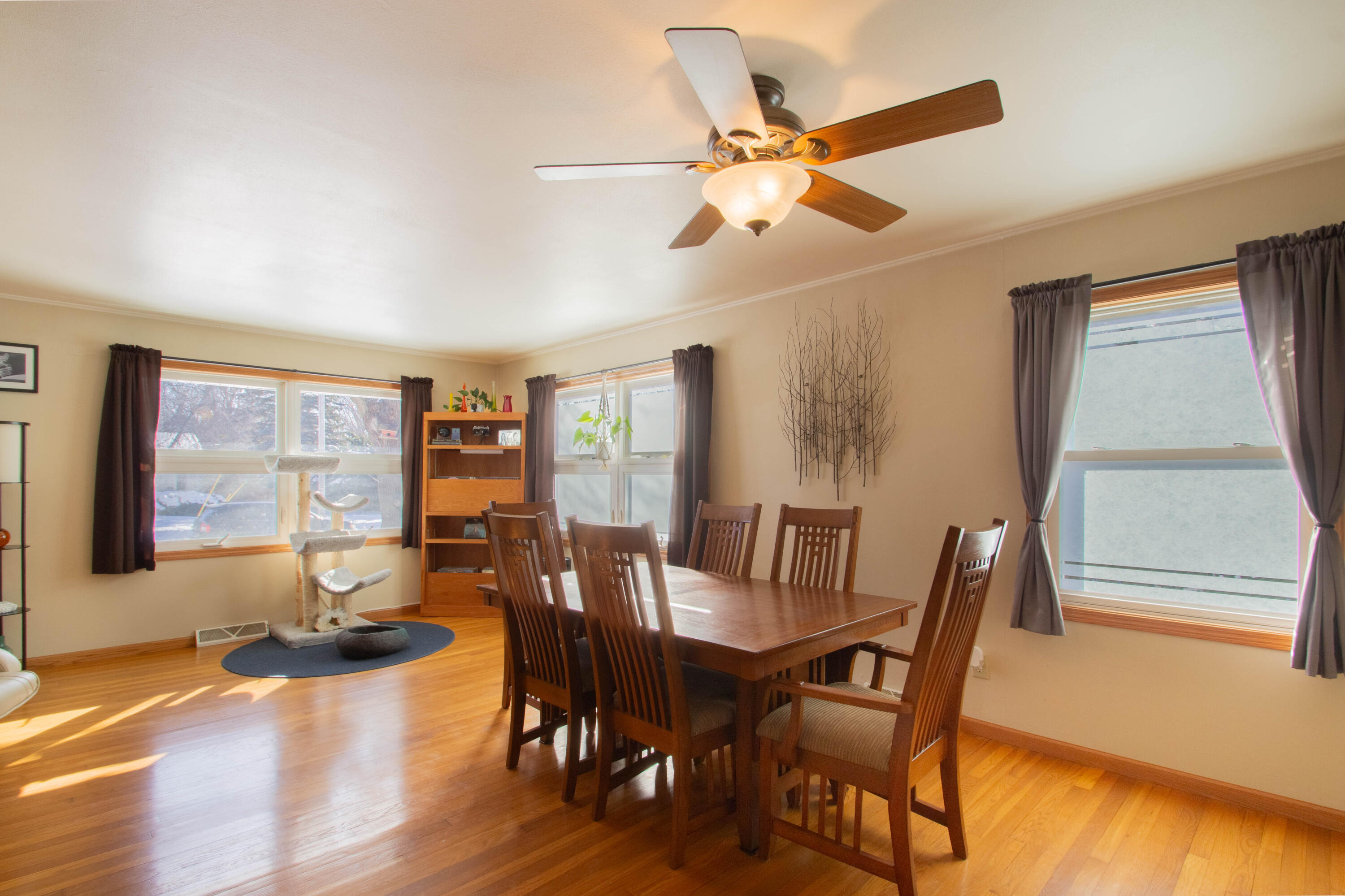 26 Park View Lane Watertown, WI 53094 - Photo 21 of 44 Dining Room